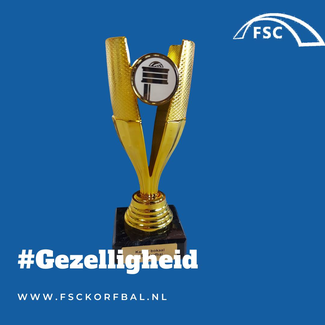 Vorige week hebben de enthousiaste ouders van de J3 een geweldige activiteit georganiseerd; een heerlijke pizzarette  middag. Ook kregen de kinderen van de ouders de kanjerbokaal uitgereikt, vanwege het hele goede eerste seizoen, de sfeer in deze groep is echt top.

Op zaterdag werd er natuurlijk ook gekorfbald! De meiden stonden deze keer tegenover een zeer sterke tegenstander. Ondanks de hoge score van Eymerick lieten de meiden van FSC zien dat ze de tips van de zijlijn direct toepasten. Dit resulteerde zelfs in een knappe comeback tot een gelijke stand in de eerste helft! Hoewel de tegenstander uiteindelijk te sterk bleek (8-22), mogen de 8 doelpunten van FSC zeker gevierd worden.